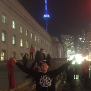 Meet your Posher, Cassandra